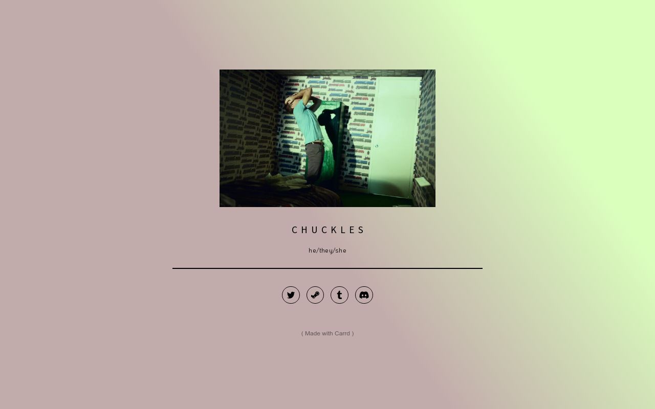 Carrd profile picture for @chuckles